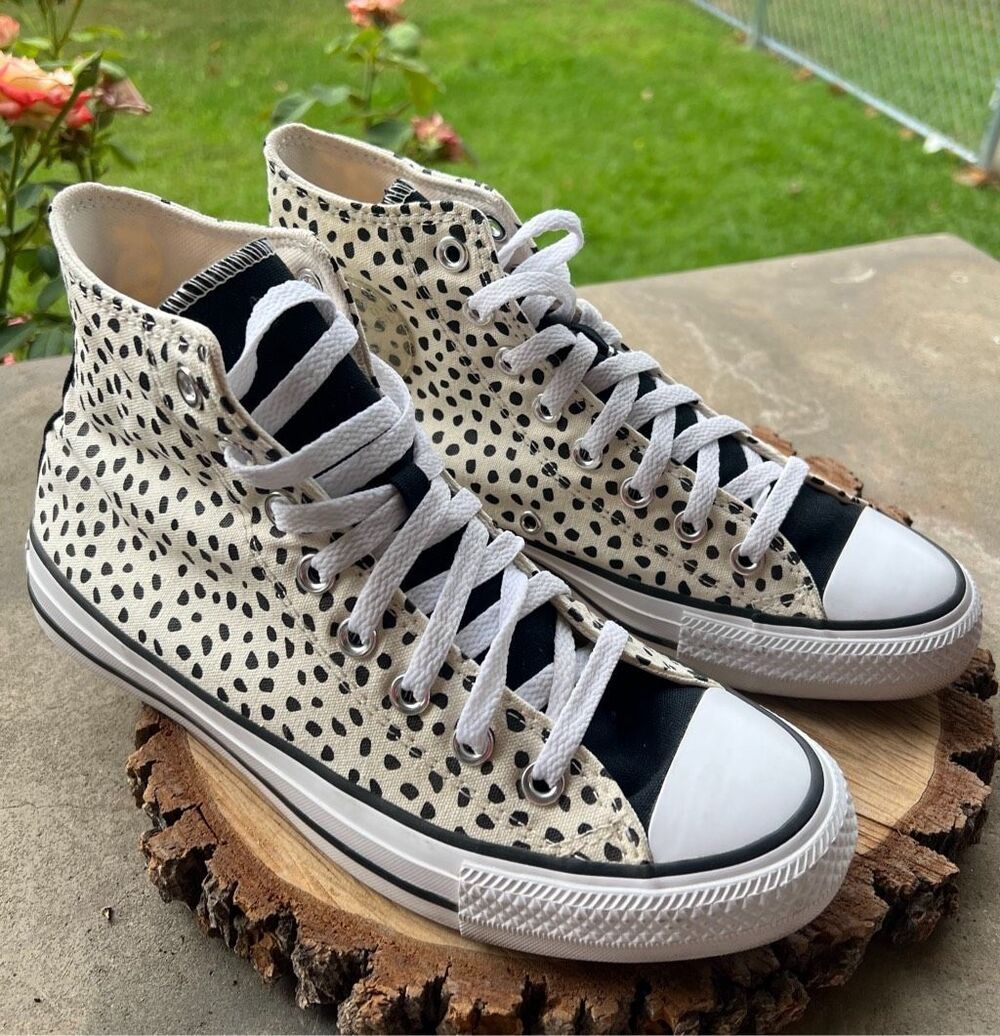 Converse Chuck Taylor All Star Creamy Leopard High Top Shoes Size 9.5